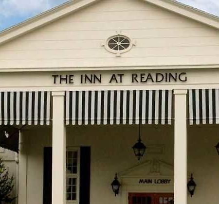 The Inn At Reading Hotel & Conference Center Экстерьер фото
